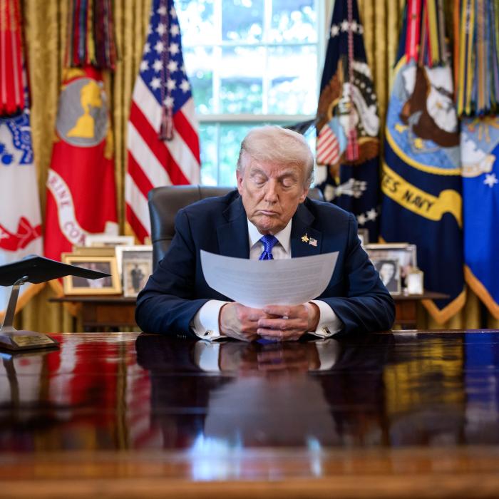 Trump continuă ofensiva tarifară după decizia Curții Supreme. Ce spun de fapt datele