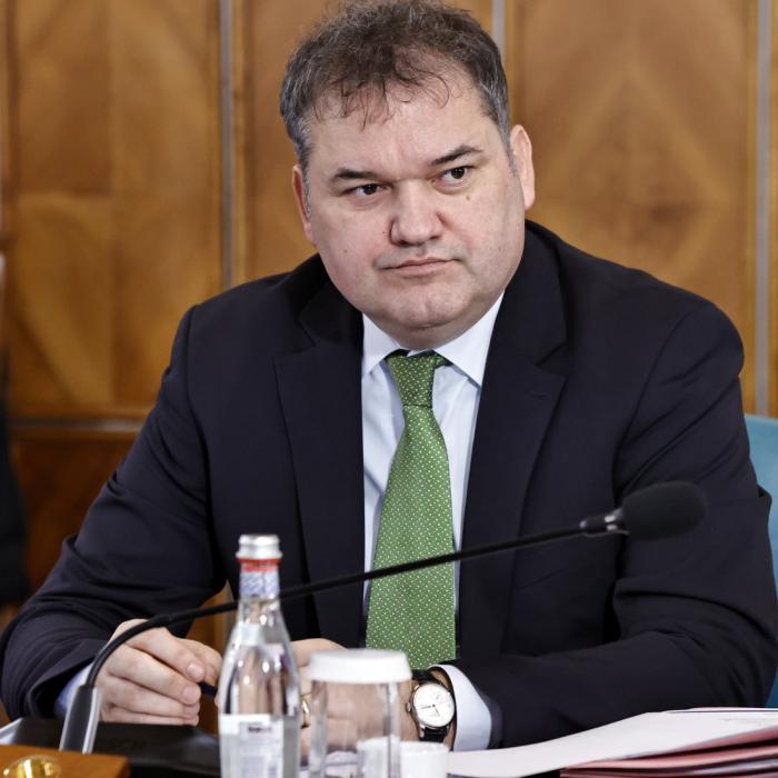 Cseke taie posturi și schimbă regulile: poliția locală redusă, permis suspendat pentru amenzi neplătite
