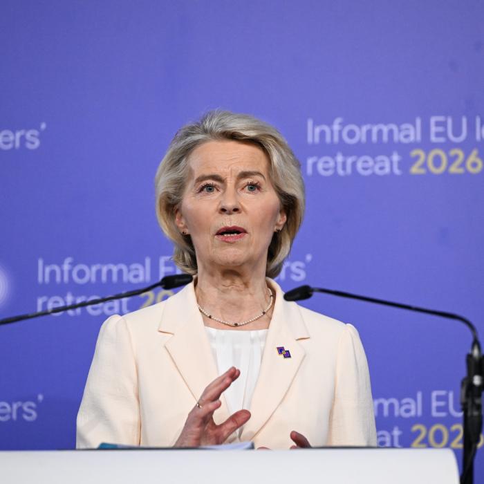Ursula von der Leyen: România, exemplu la apărare. Iașiul va produce medicamente pentru Europa