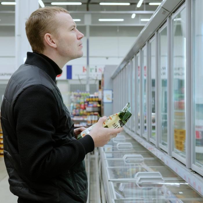 Consumul a scăzut dramatic în România. Ce relevă datele INS