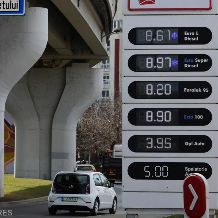 Ce prevede noua ordonanță: acciză mai mică la motorină și taxe pentru companiile petroliere