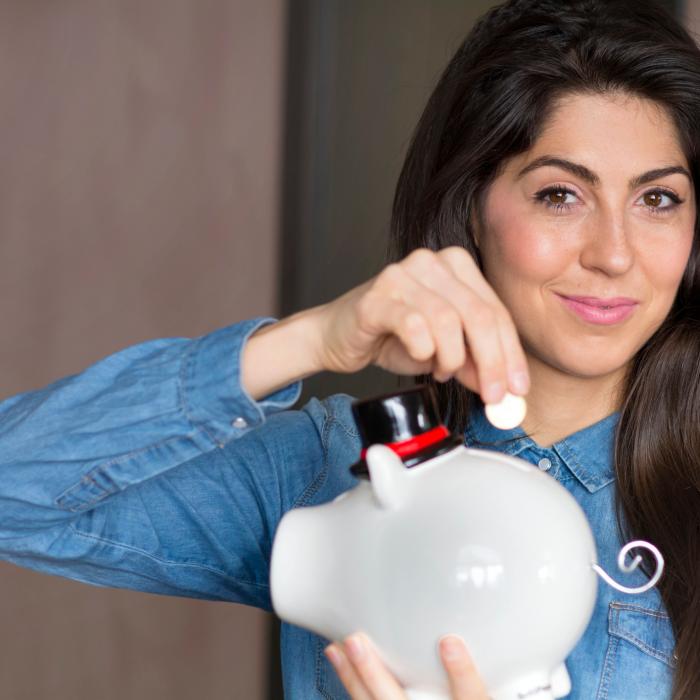 Cum îți protejezi economiile în criză: ghid simplu pentru vremuri nesigure