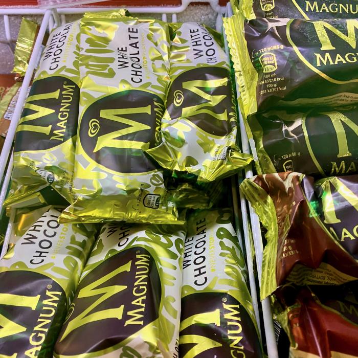 Pariuri masive împotriva Magnum. Ce se întâmplă cu gigantul înghețatei