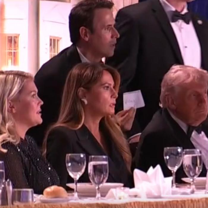 Donald Trump, evacuat în urma unui incident armat în timpul cinei corespondenţilor de la Casa Albă