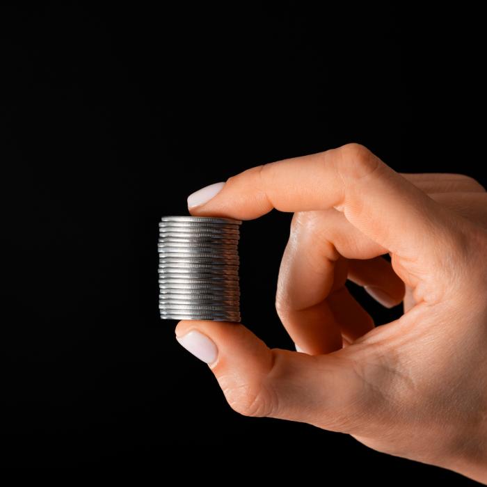 Dividendele nu mai sunt ce-au fost. Cât pierde un patron când scoate bani din firmă în 2026