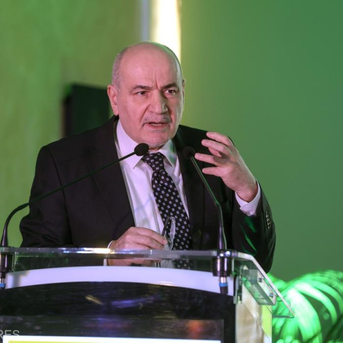 Banii românilor se topesc în tăcere. Adrian Mitroi explică de ce situația este mai gravă decât pare