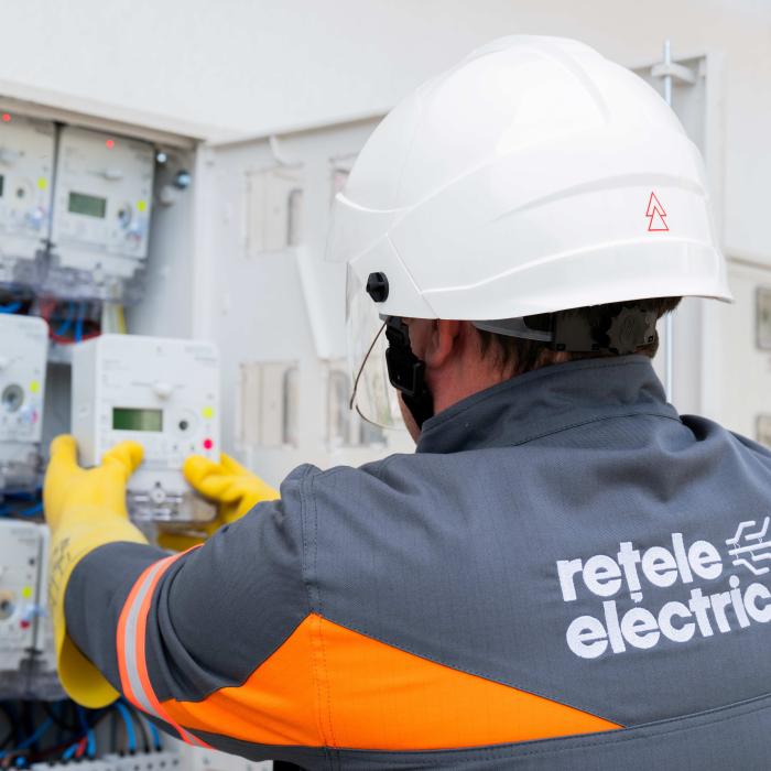 Rețele Electrice România accelerează instalarea contoarelor inteligente