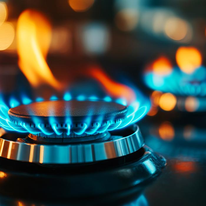Taxa europeană care poate scumpi benzina, motorina și încălzirea