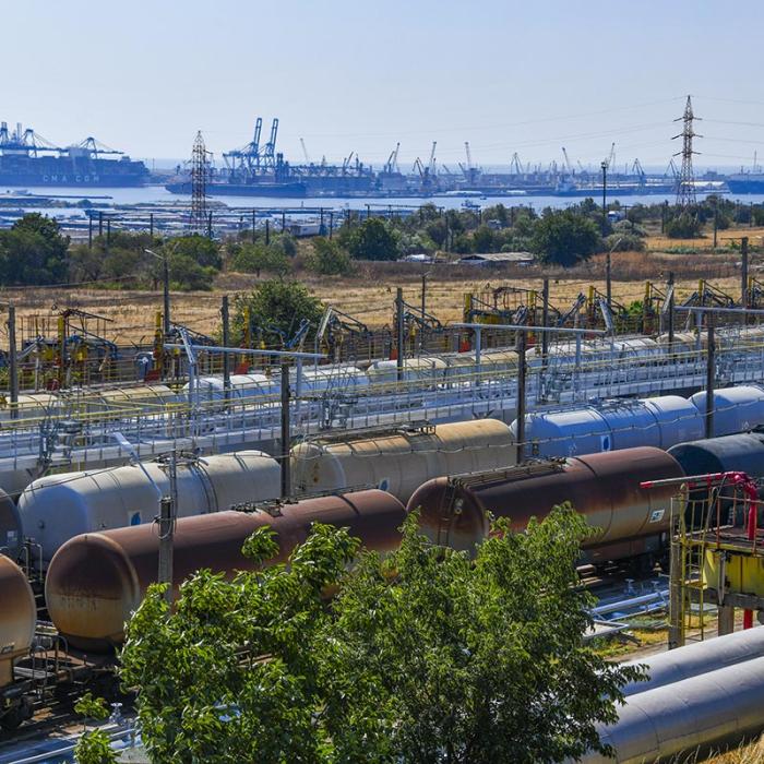 Taxa care ar fi alungat afaceri din România. Pierderi la Oil Terminal și fluxuri mutate din Portul Constanța