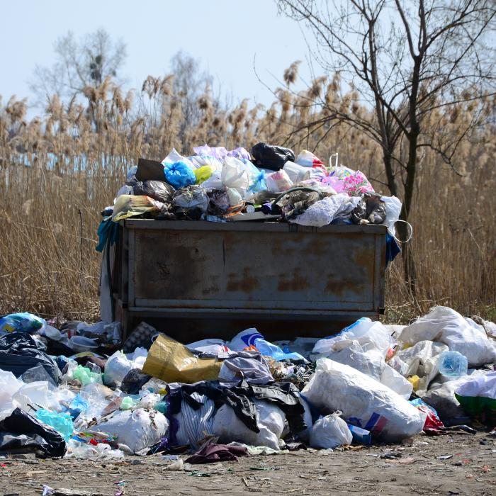 AFM, anunţ public. Depozitul neconform de la Săveni va fi închis și ecologizat