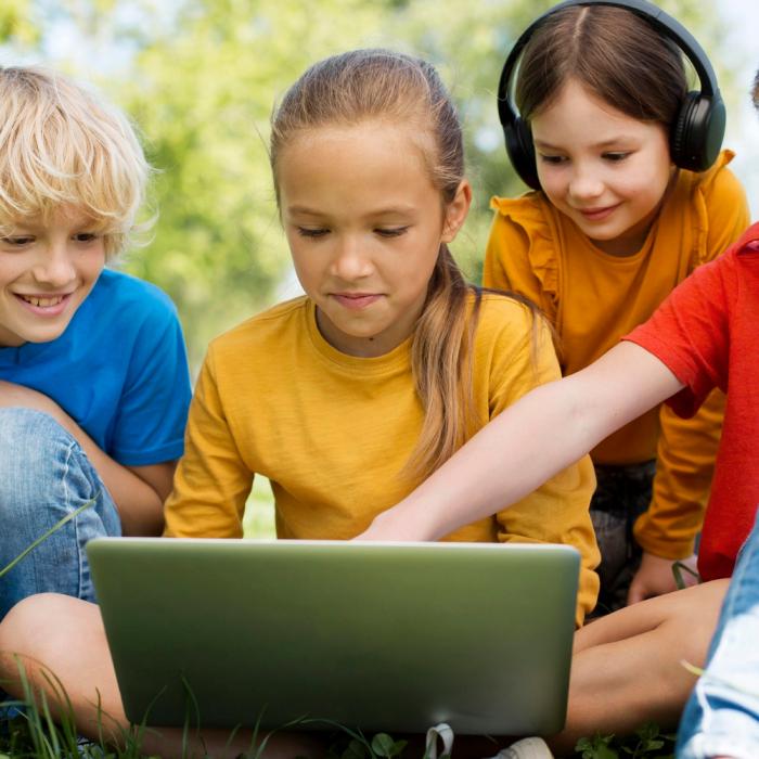 EU KIDS Act: conturile de TikTok și Instagram, interzise sub 13 ani. Regulile pentru adolescenți