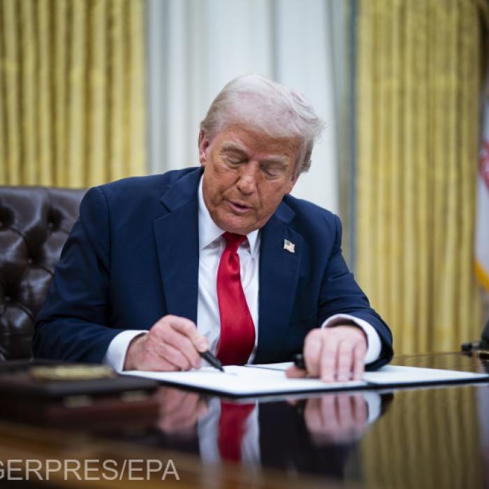 Trump schimbă numele inteligenţei artificiale: Este vorba despre super-inteligență