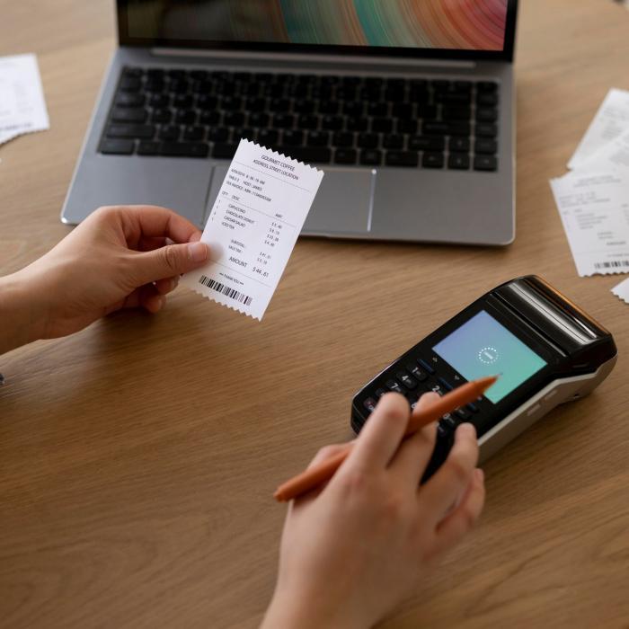 Nouă decizie Guvernului privind codul QR de pe bonurile fiscale