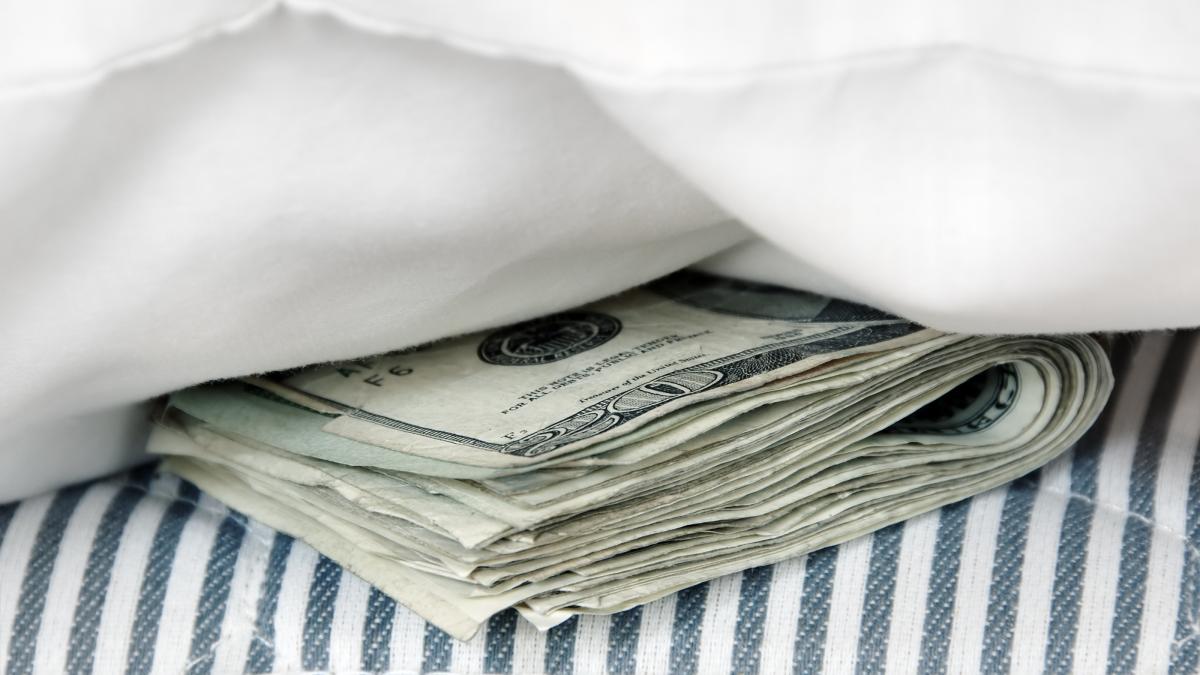 mattress_money_85933800