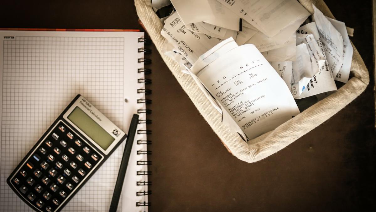 money_256290_1280_27385500