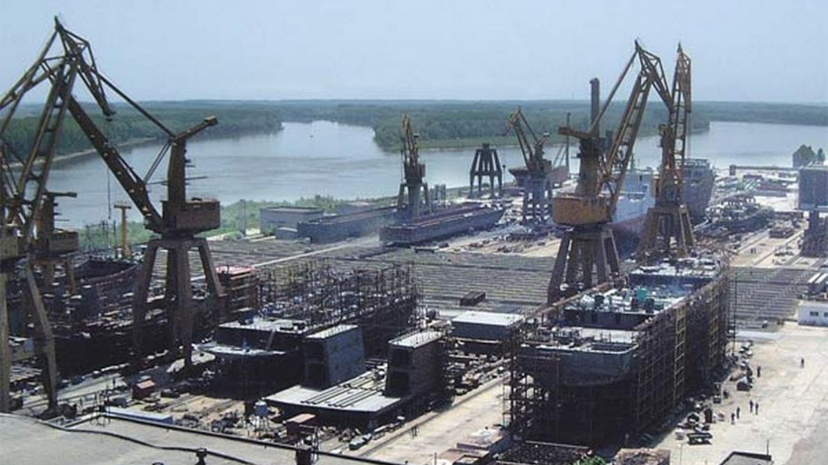 lb_aker_yards_aker_braila_96584600