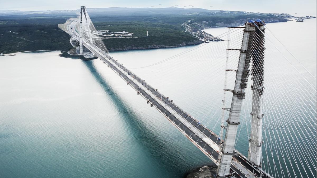 3036162_third_bosphorus_bridge_1_49674600