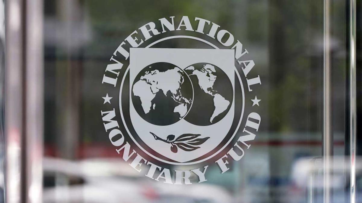 000_was8943332_10112000