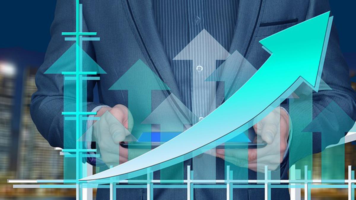 businessman_3300891_1280_14733900