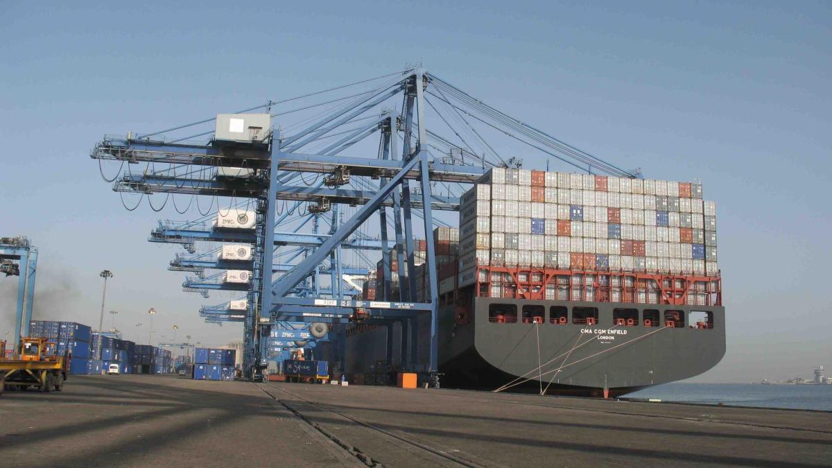 damietta_container_cargo_handling_co__began_commercial_operations_in_1990_84760900