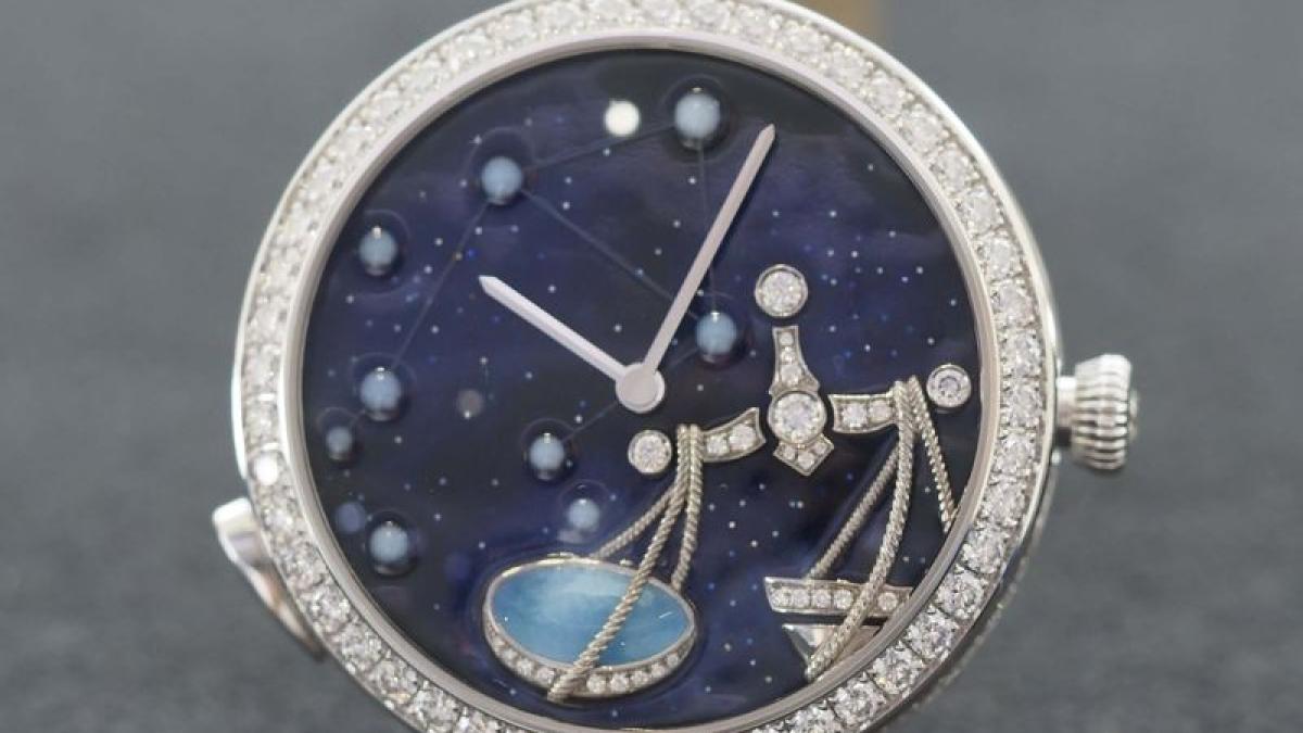 Noua colecție de ceasuri a casei Van Cleef & Arpels face furori la Abu Dhabi VIDEO, FOTO