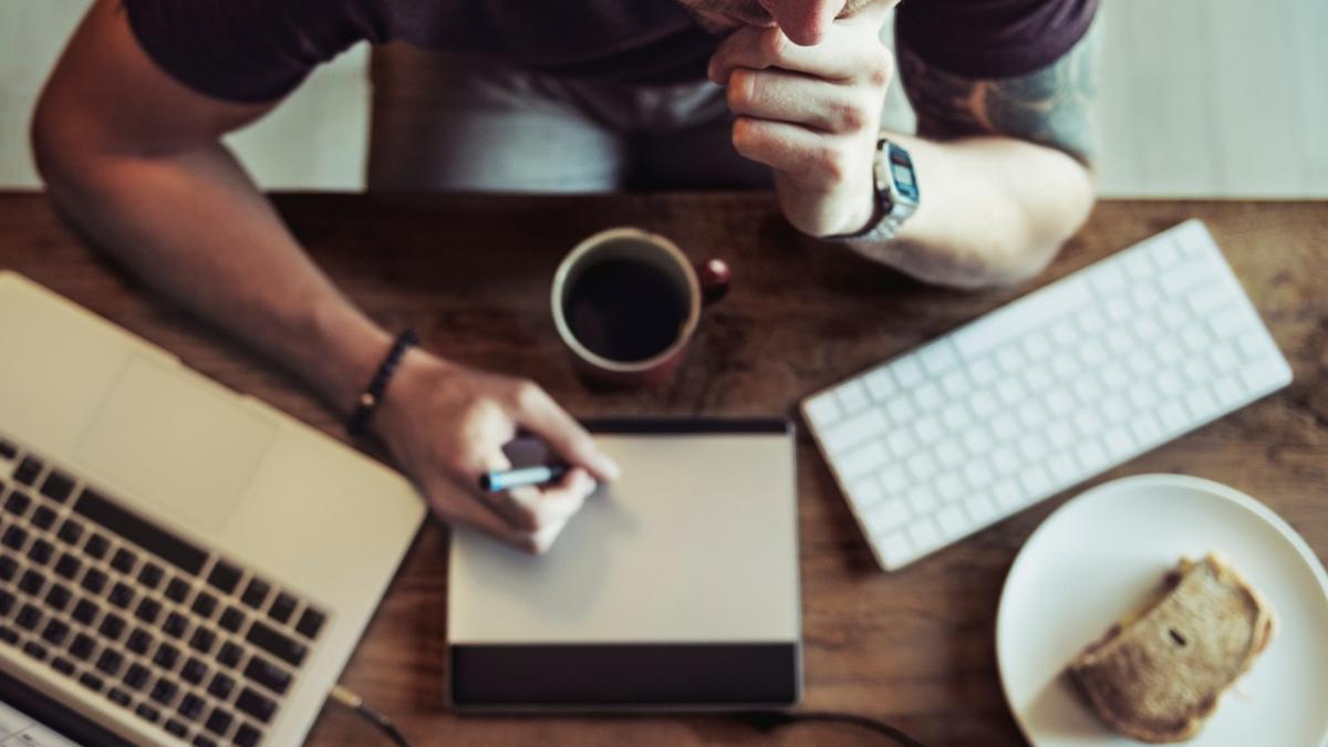 people_2592786_1280_10487600