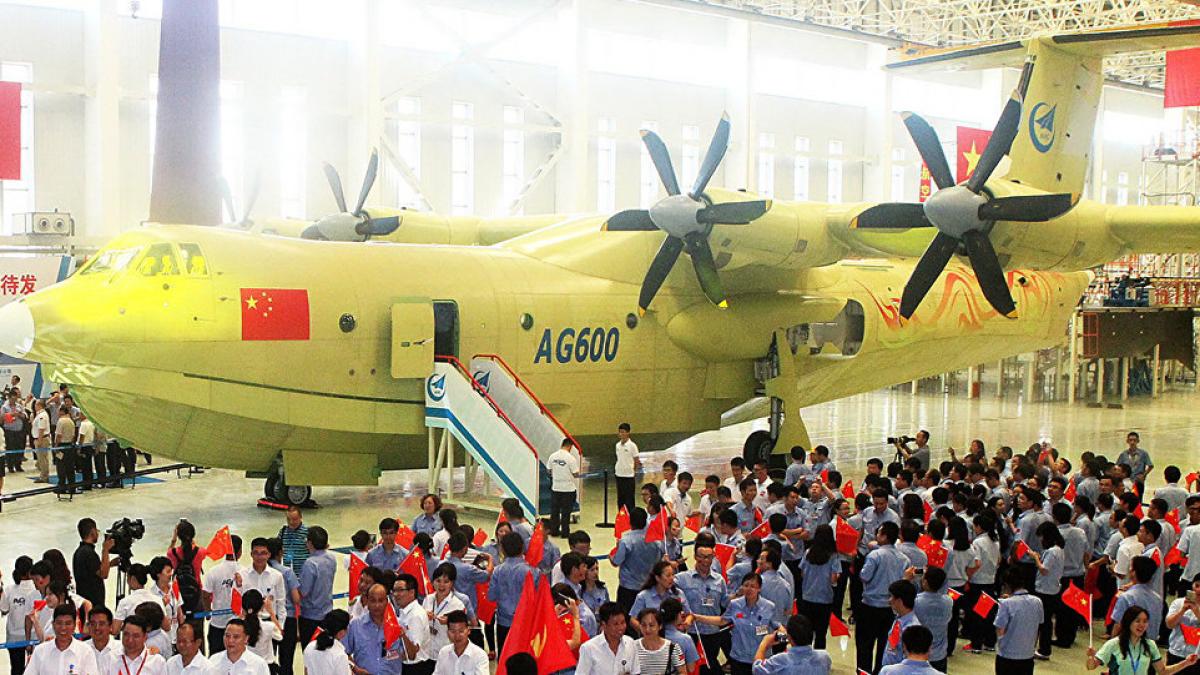 Cel mai mare avion amfibie din lume și-a luat zborul! VIDEO