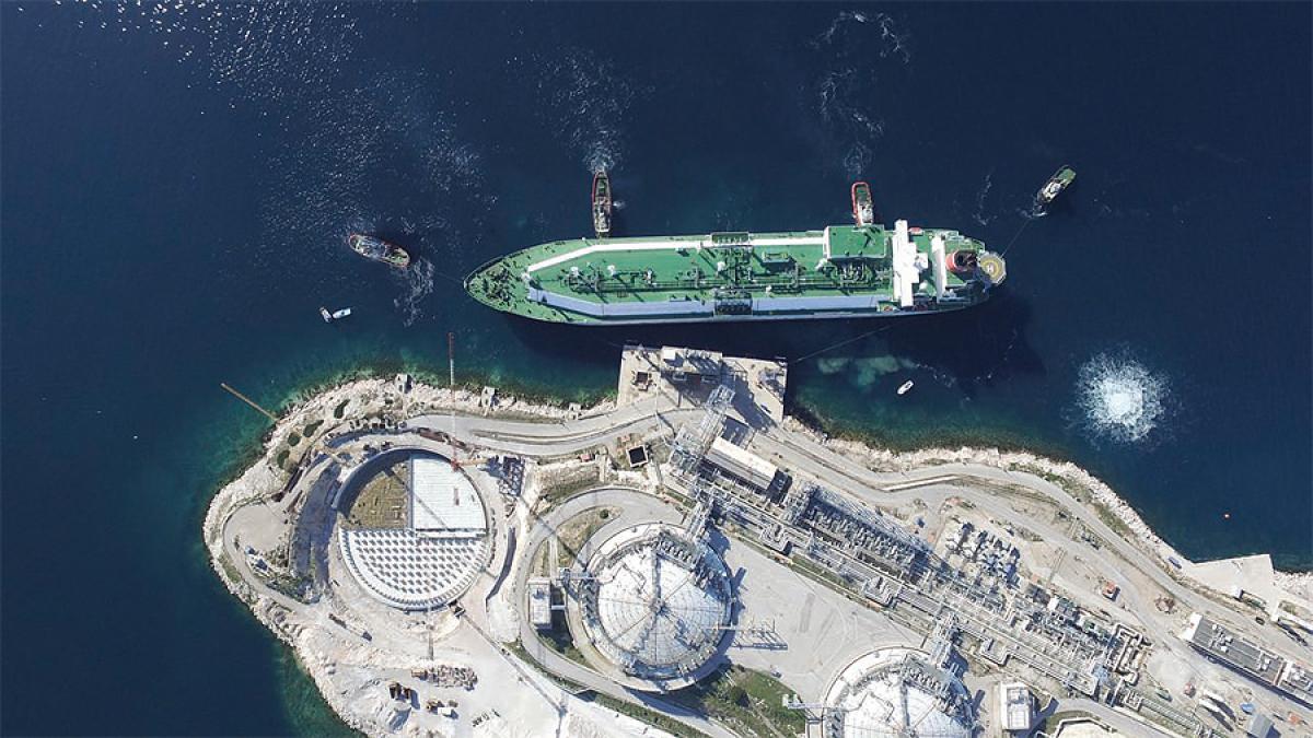 desfa_140_a_89663900