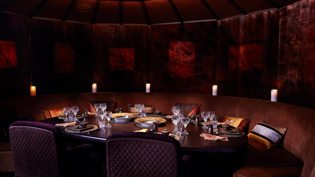 wv4avn2pqnqehjlcms6h_aviva_superyacht_abeking_and_rasmussen_reymond_langton_design_dining_area_credit_guillaume_plisson_1600x900_60498000