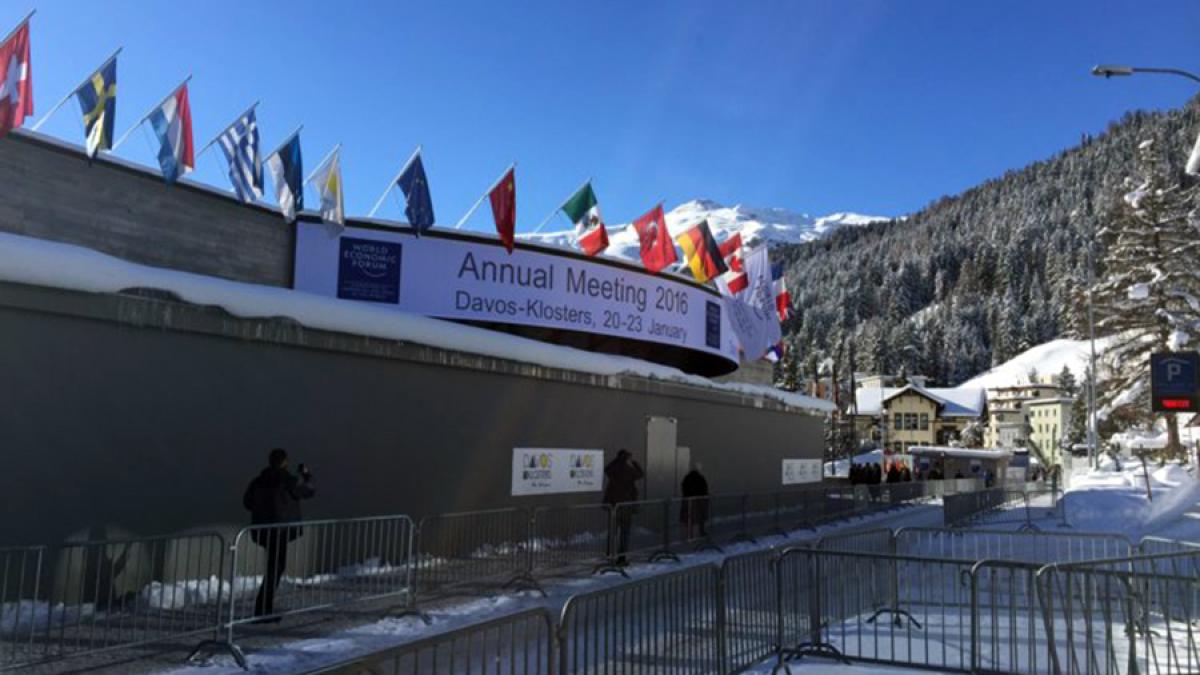 56a3586c58c32379008b4a27_750_563_67495400