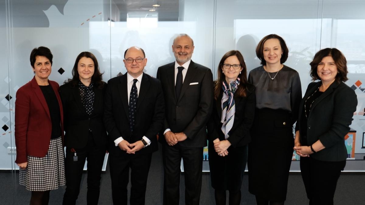 parteneriat_orange_money___visa_05991100