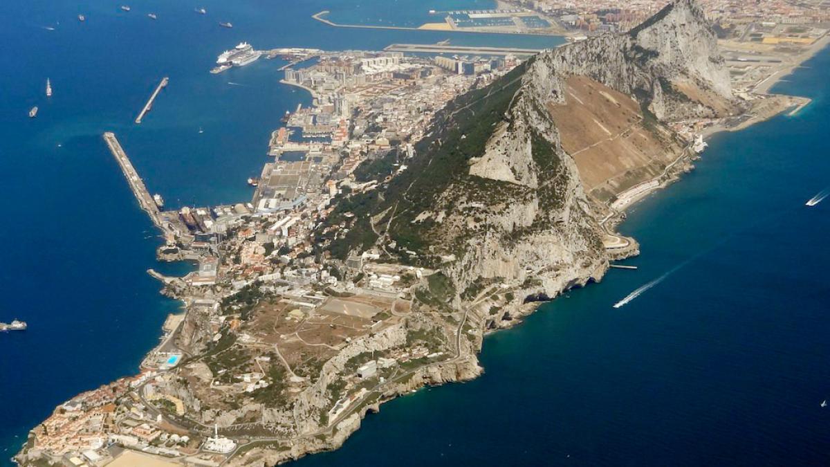 gibraltar_42422700
