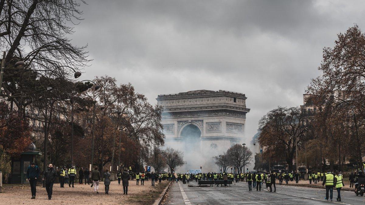 dtxst9rwkaasuox_47081500