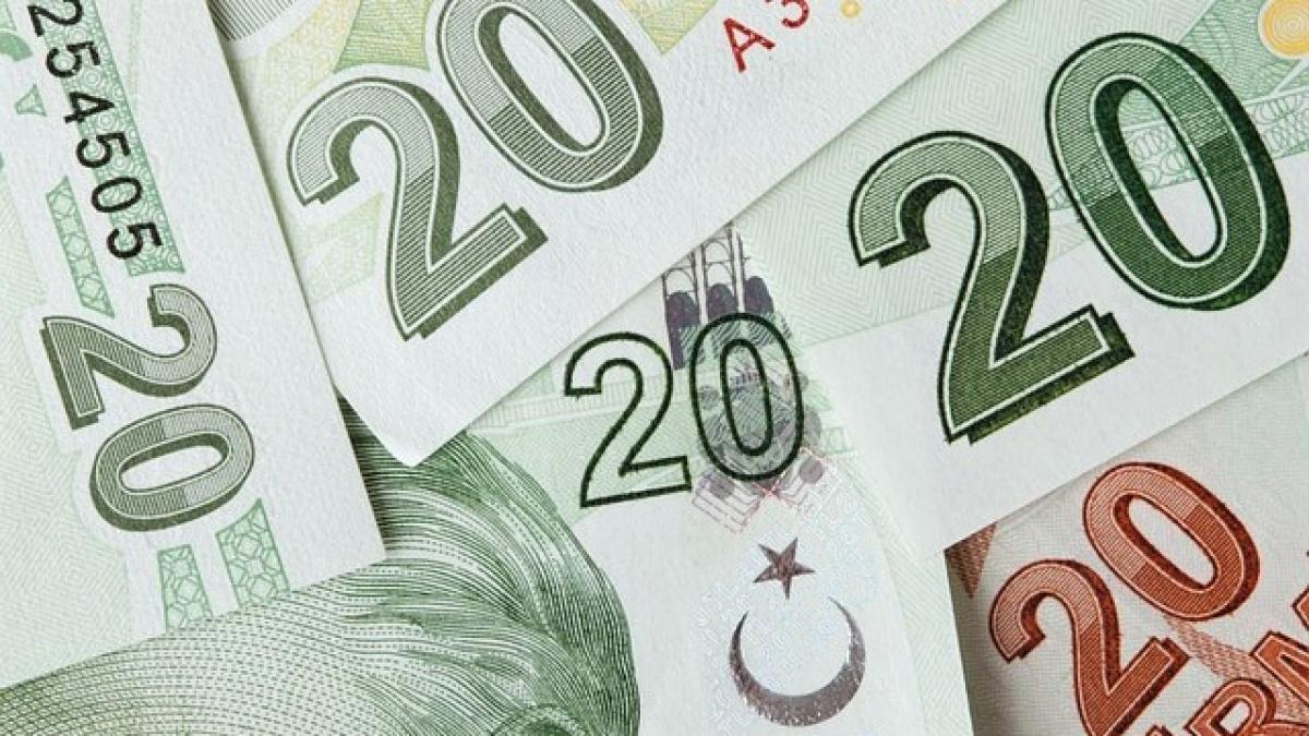 background_16735_640_13749900