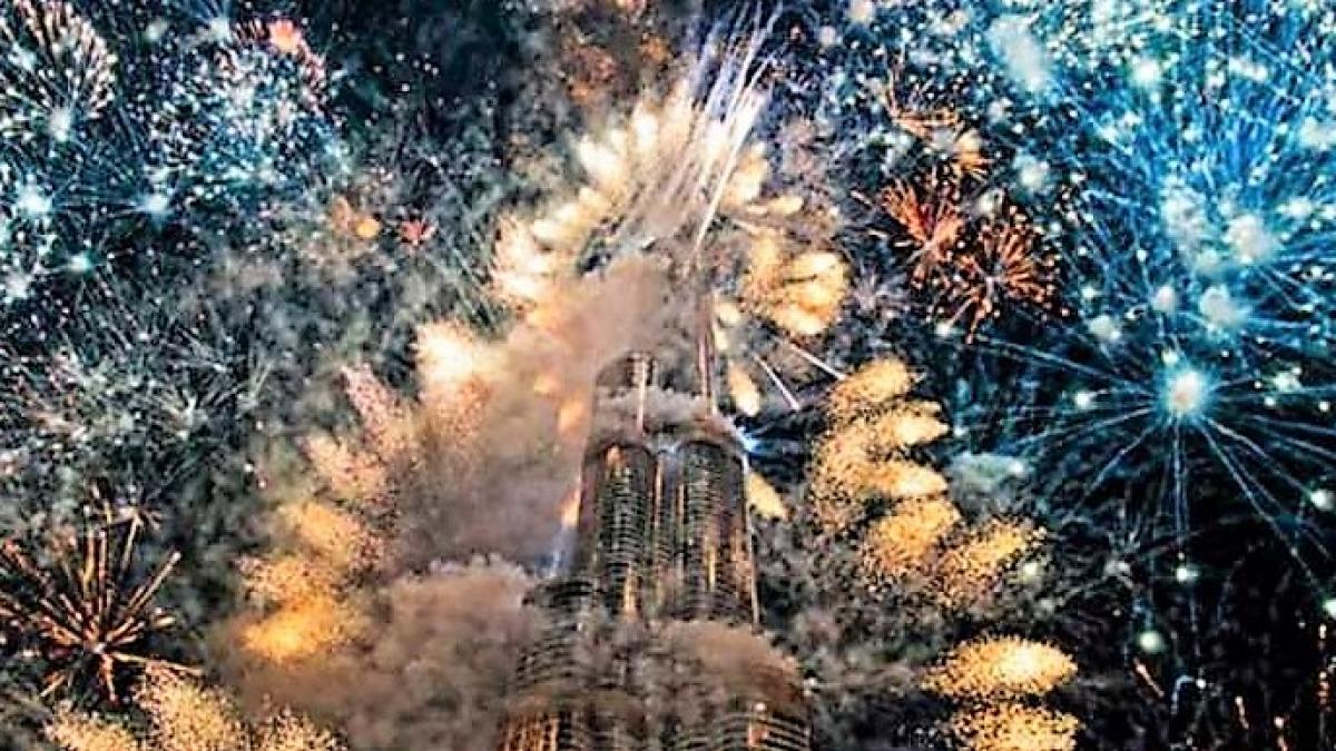 VIDEO exploziv! Turnul Burj Khalifa din Dubai, ”în flăcări”