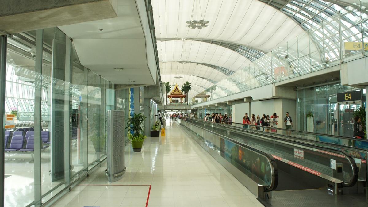 airport_1160002_1280_04199900