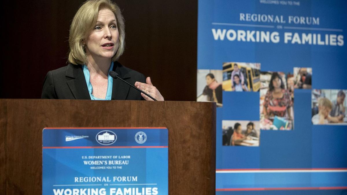 kirsten_gillibrand_wiki_22927400