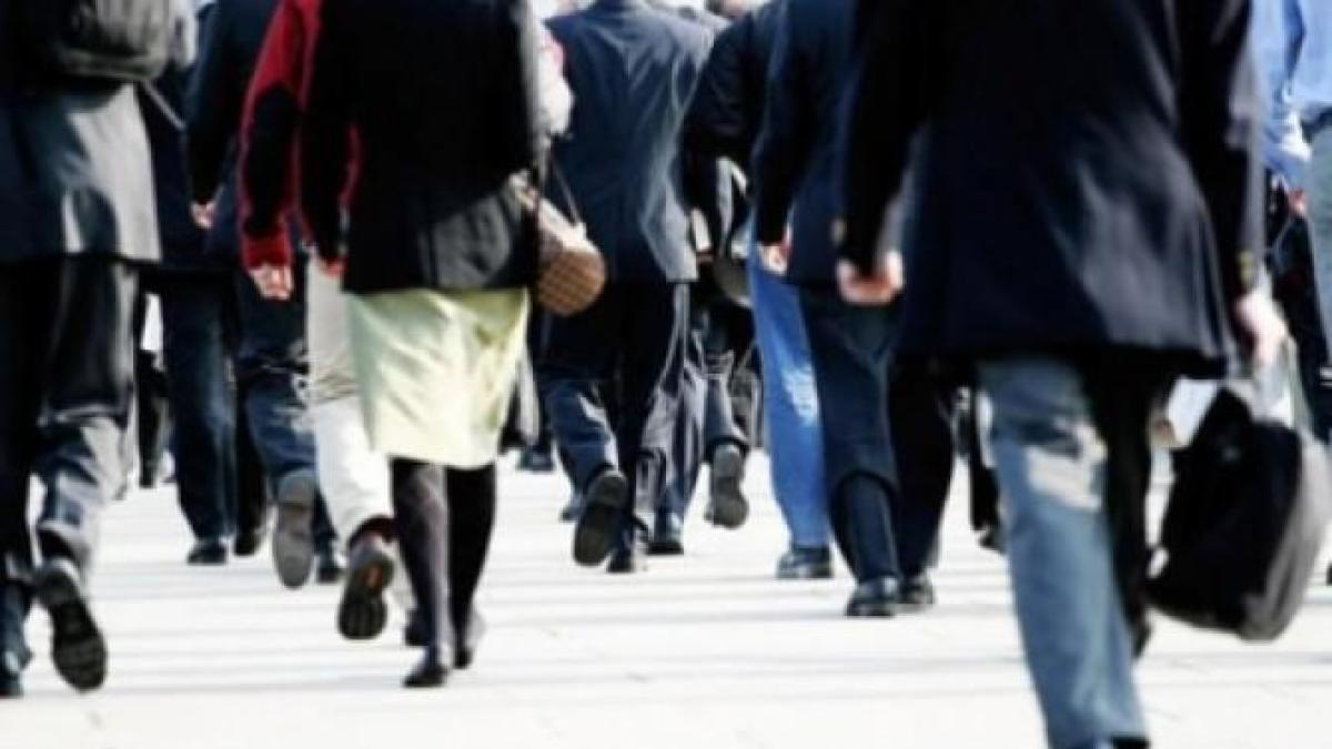 oameni_strada_17582500