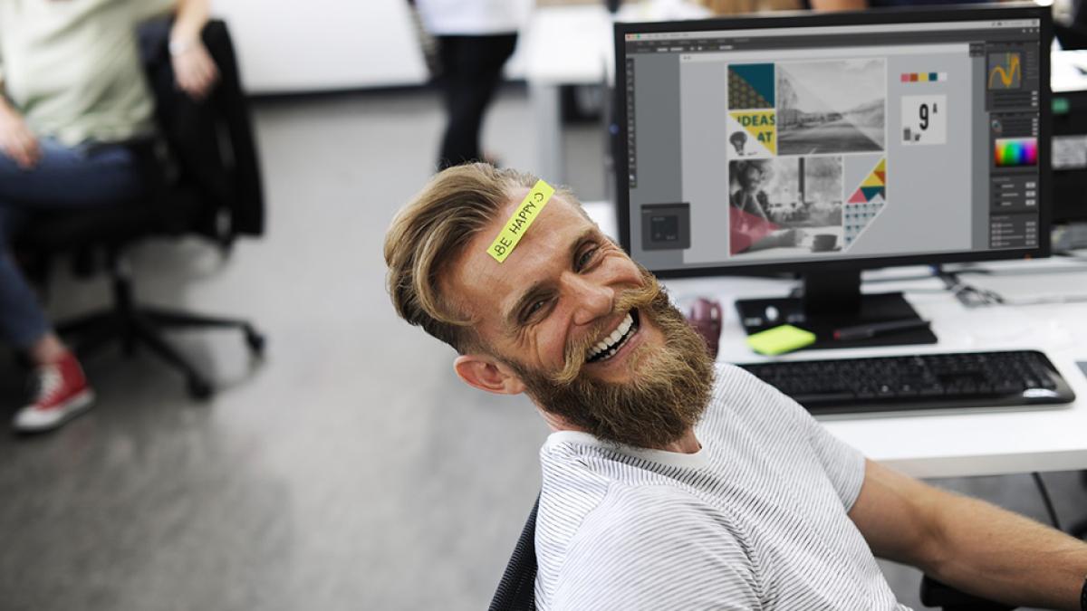 adult_2449725_1280_42411500