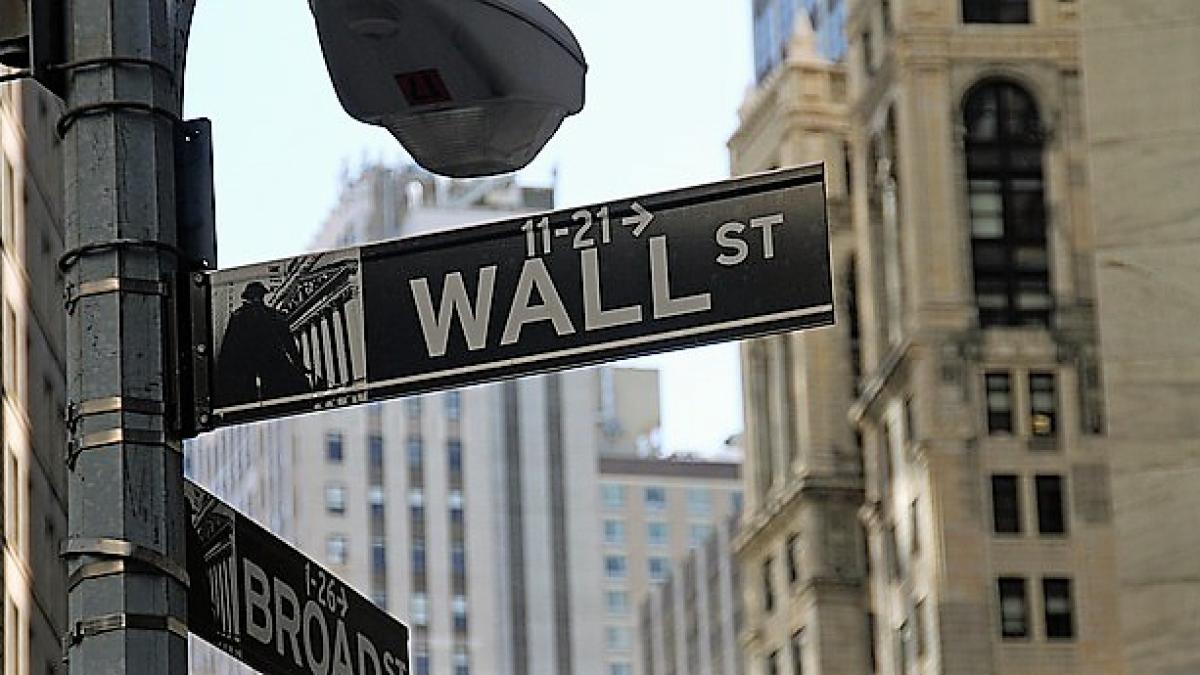 wall_street2_97480100