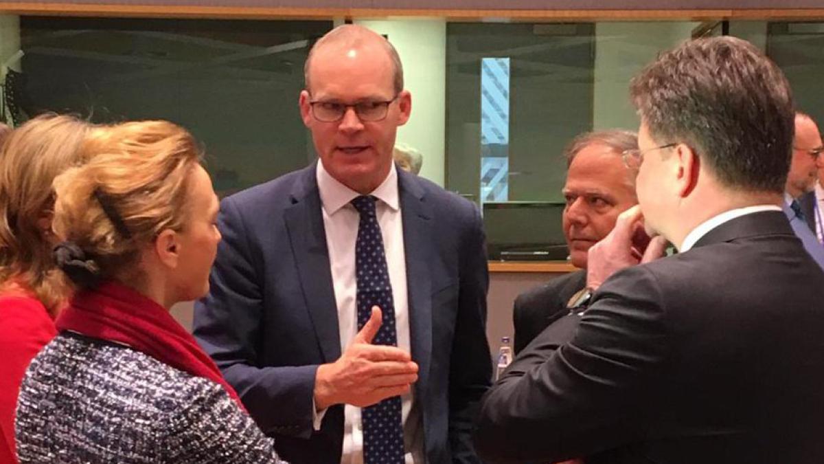 dzrya2bw0aajdox_41968800