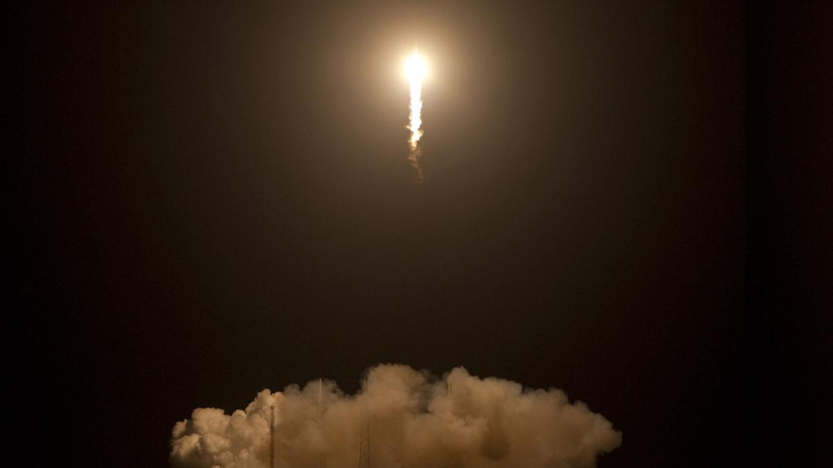 2012___9_crs1_launch_83247600