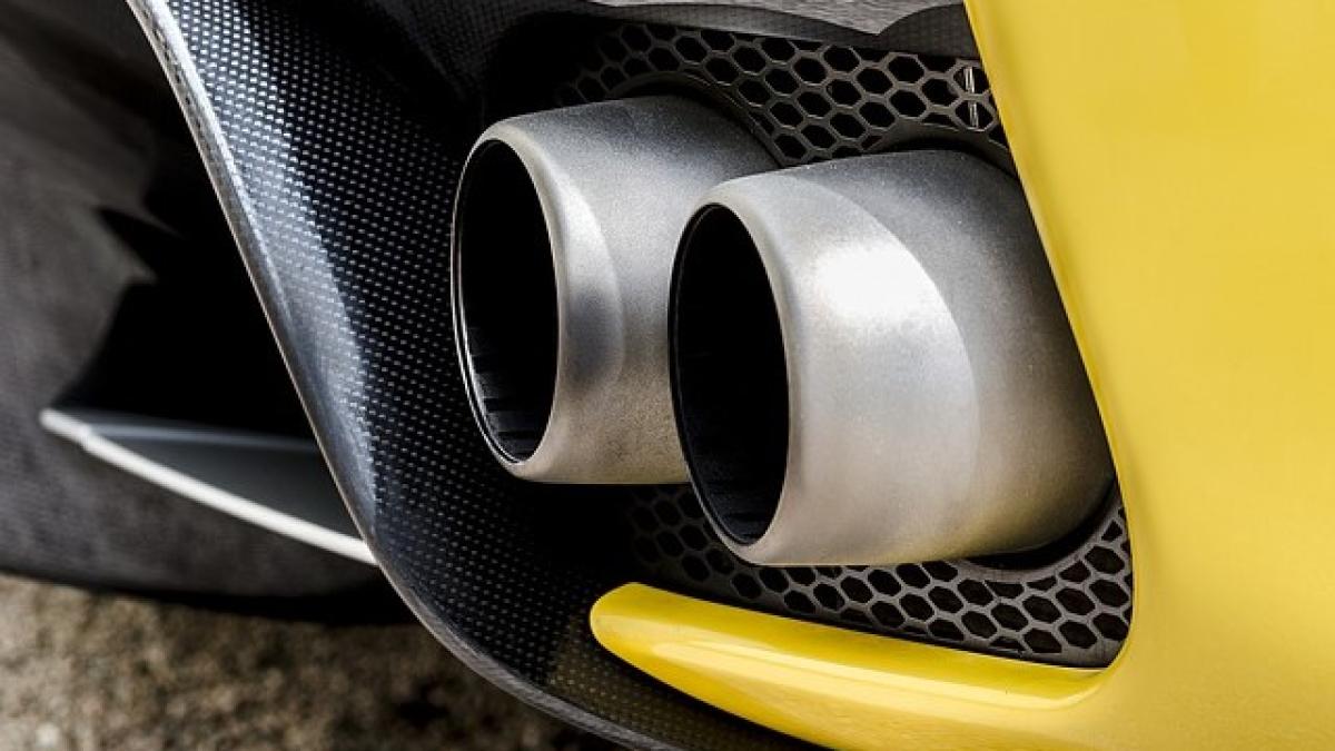 poluare_masina_21559200