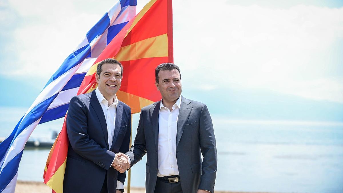 tsipras_zaev_w_12013400