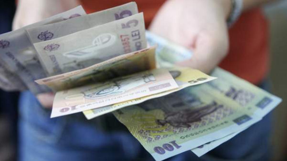 romanii_pot_contracta_credite_cu_27_40_mai_mici_fata_de_cele_de_dinaintea_noilor_norme_bnr_analiza_finzoom_57469400