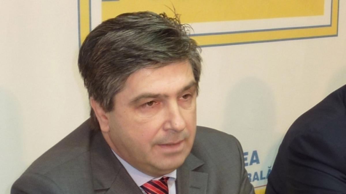 ursarescu_33387900_00467300