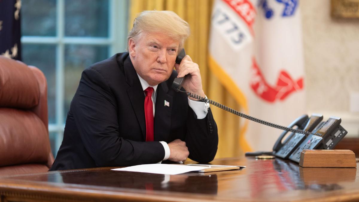 trump_fb_62604700