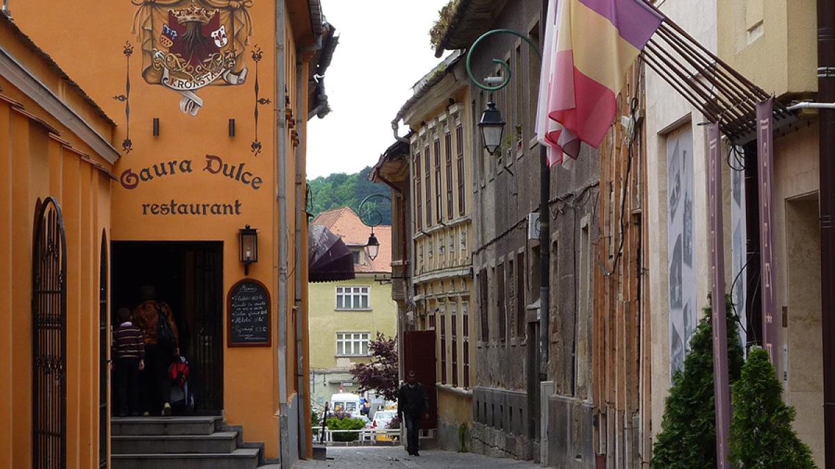 brasov_992811_1280_88838400