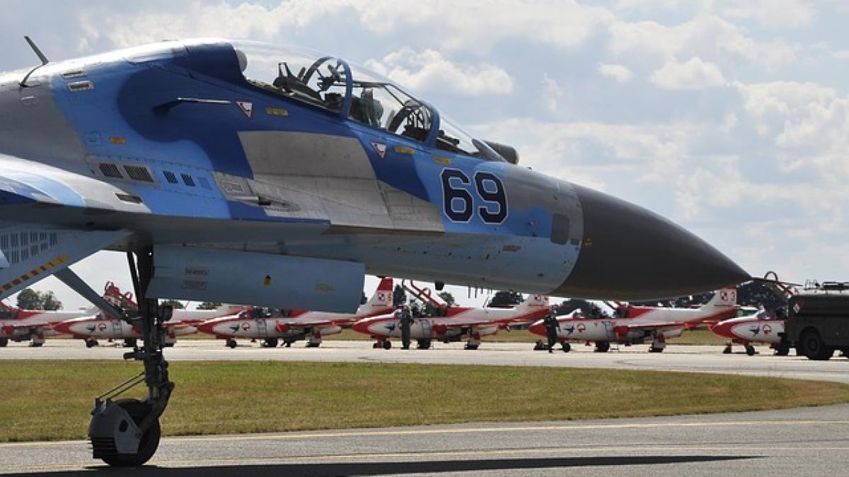 Bombă lansată din avion. Rușii au înregistrat momentul VIDEO