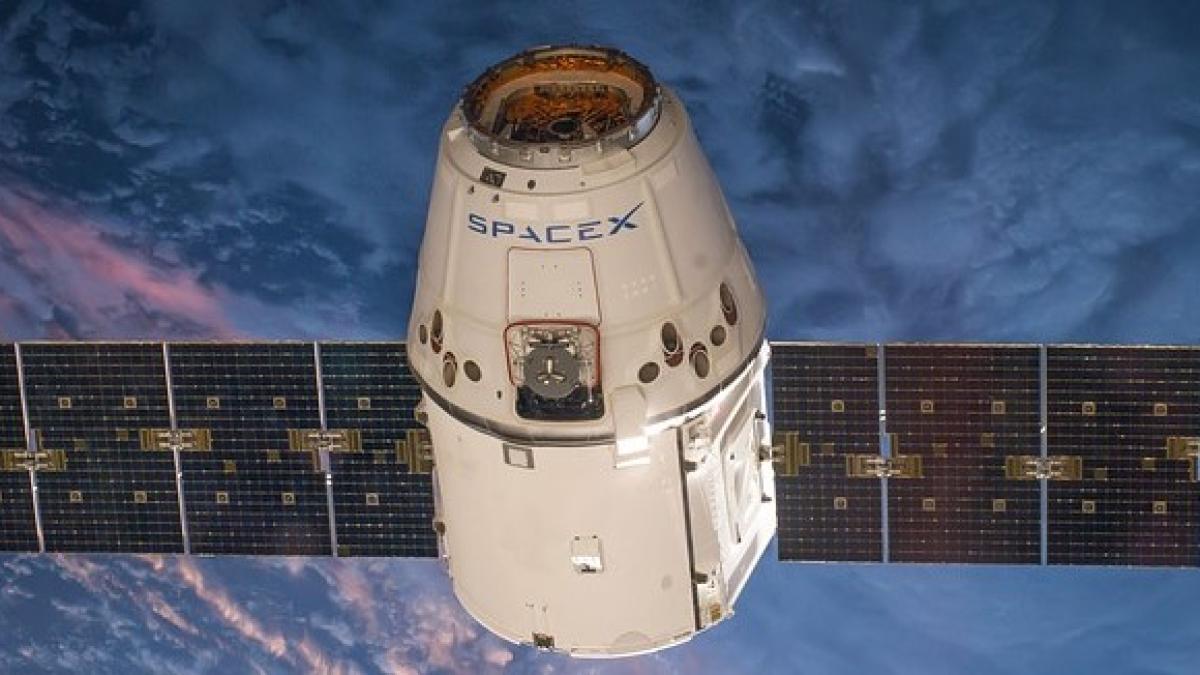 spacex_satelit_30243100